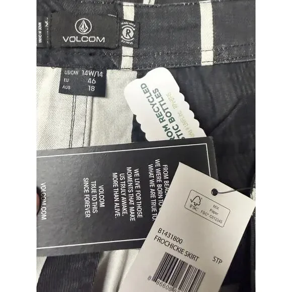 Volcom Frochickie Stripe Mini Skirt Womens 14W Black White Zip Front NWT New - Picture 6 of 10